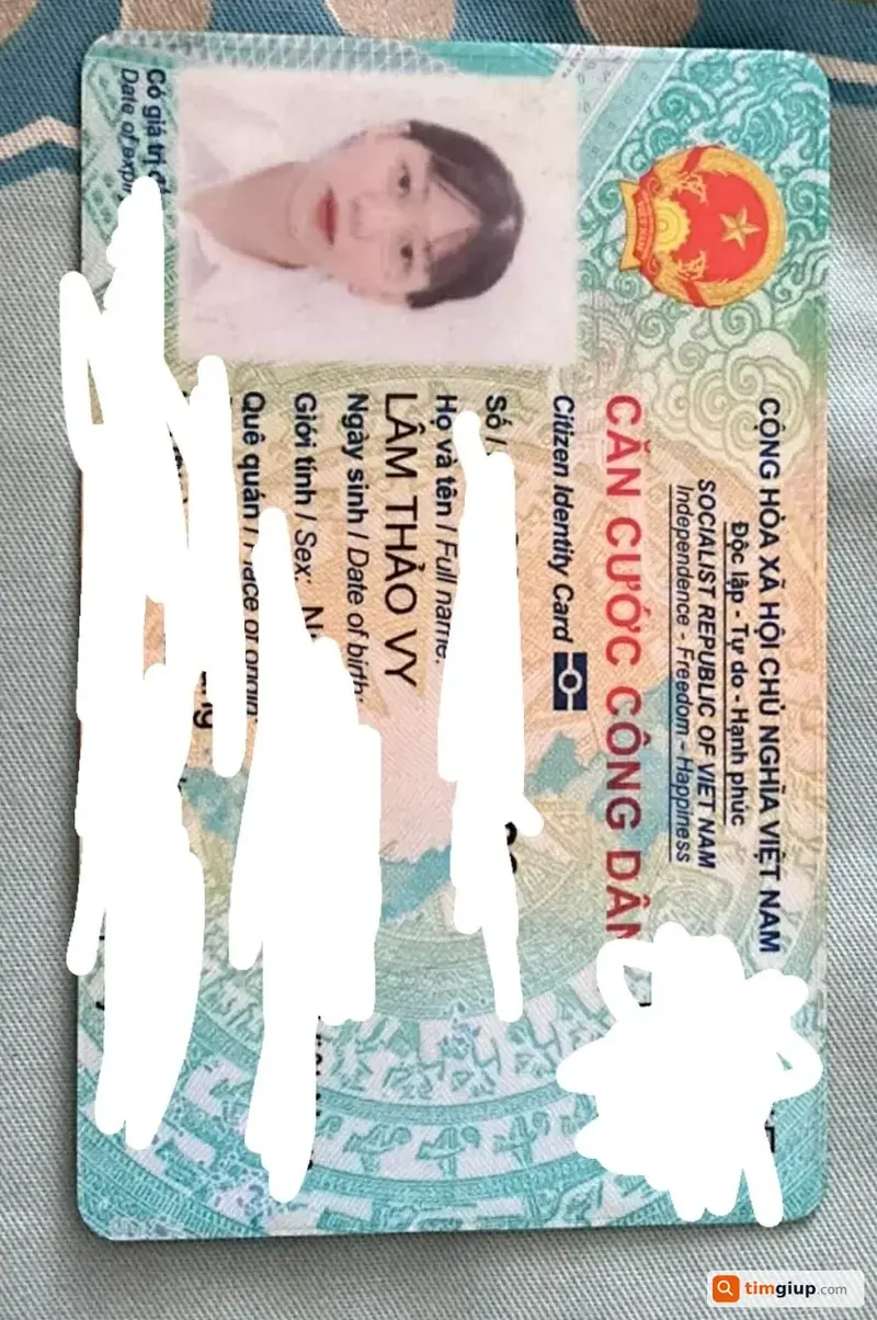 Tìm ví nhỏ đánh rơi của Lâm Thảo Vy tại Tây Ninh