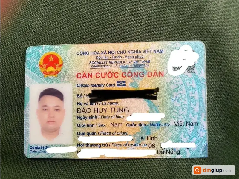 Tìm Ví Đen Caro Cùng Giấy Tờ Tên Đào Huy Tùng Tại Đà Nẵng