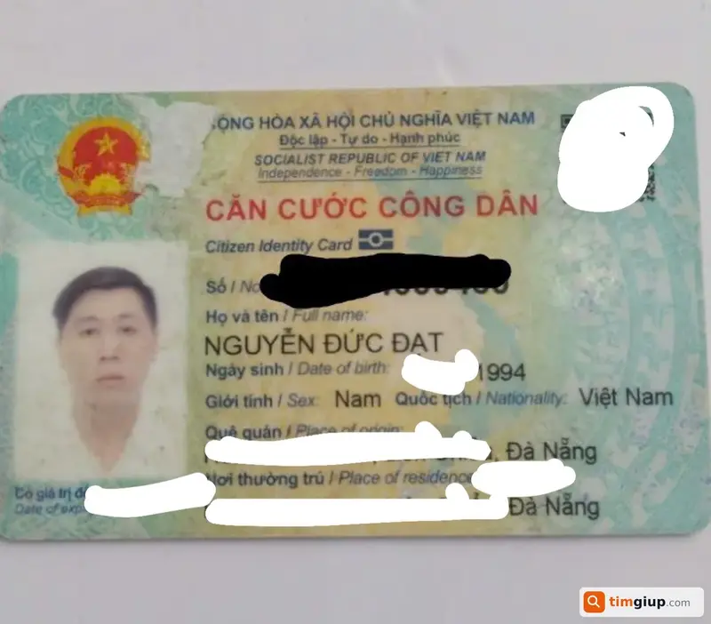 Tìm ví giấy tờ mang tên Nguyễn Đức Đạt rơi trên tuyến TP. Quảng Ngãi về Quảng Nam