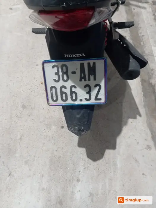 Giấy Tờ Xe Và Bảo Hiểm Xe Rơi Trên Đường Kỳ Anh - Hà Tĩnh