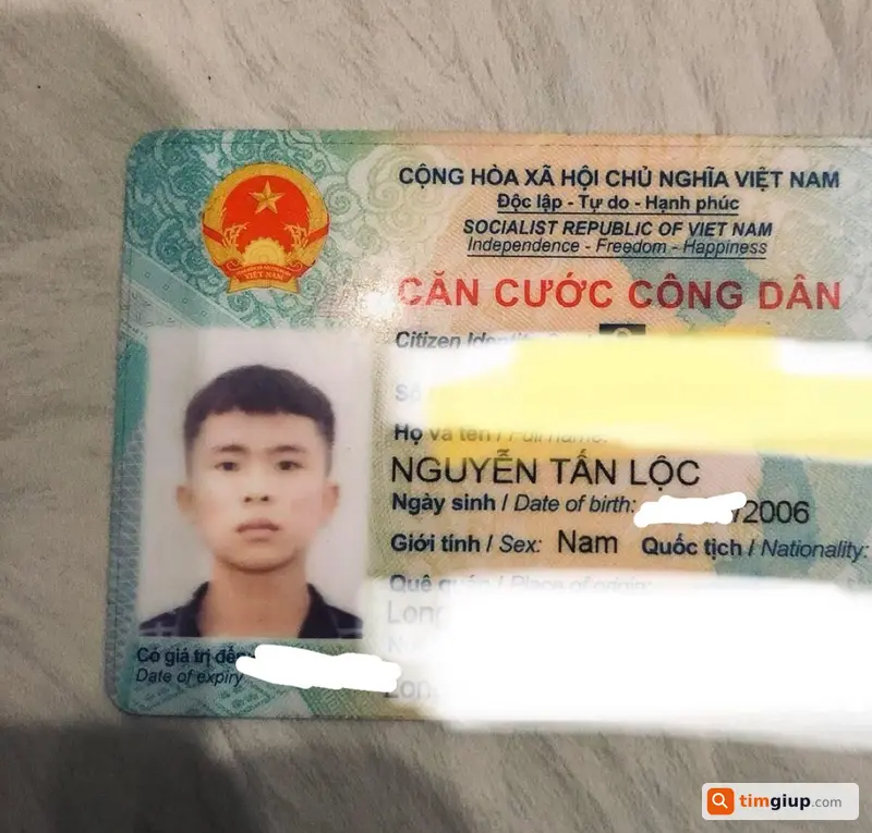 Rơi ví giấy tờ tại Cần Thơ (Nguyễn Tấn Lộc)