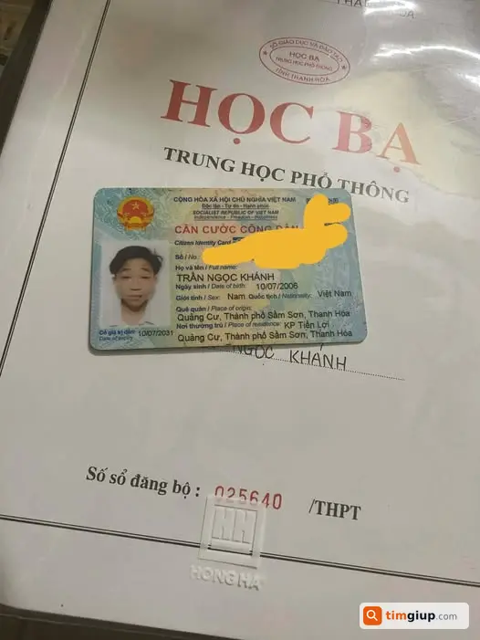 Tìm Ví Chứa Giấy Tờ Tùy Thân Rơi Tại Cổ Nhuế