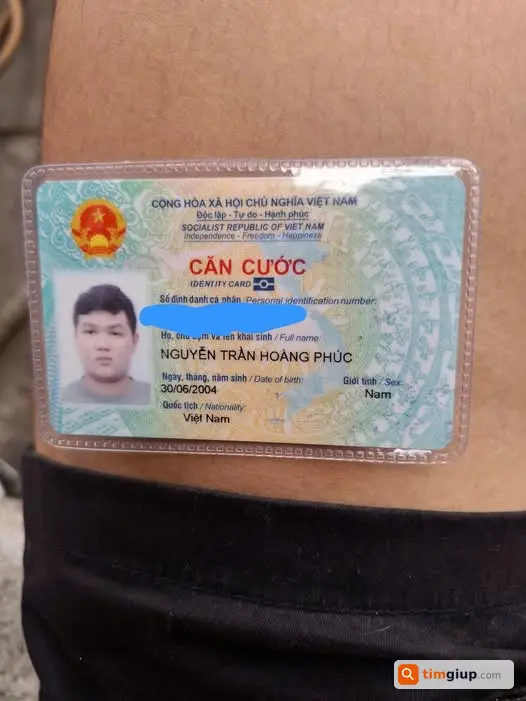 Tìm ví đen rơi có giấy tờ tùy thân khu Cầu Chà Và Q8-Q5 TP.HCM