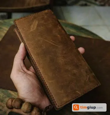 Tìm ví màu nâu của anh Vũ Việt Cường tại Mỹ Đình, Hà Nội