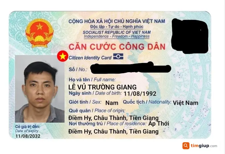Tìm Giấy Tờ Tùy Thân Và Ví Da Vàng Rơi Tại Cầu Sao