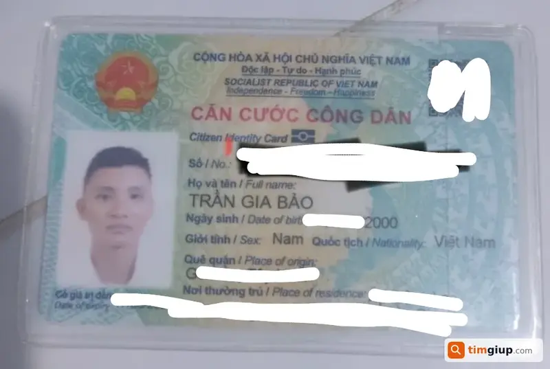 Tìm ví đánh rơi tên Trần Gia Bảo tại Cần Thơ