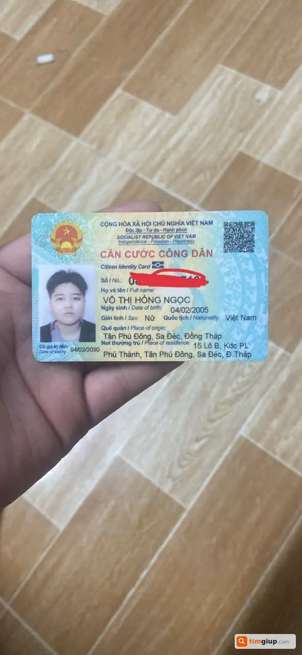 Tìm ví màu xám rơi tại Quận 9, TP.HCM ngày 30/4 gần cầu SG