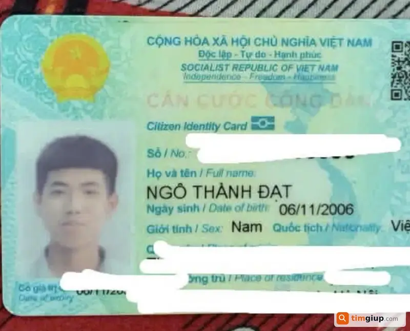 Tìm ví màu đen chứa CCCD tên Ngô Thành Đạt (2006) tại Hà Nội