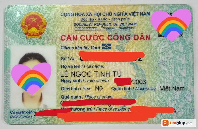 Tìm ví màu hồng đánh rơi tại TP. Hồ Chí Minh - Tên Lê Ngọc Tinh Tú