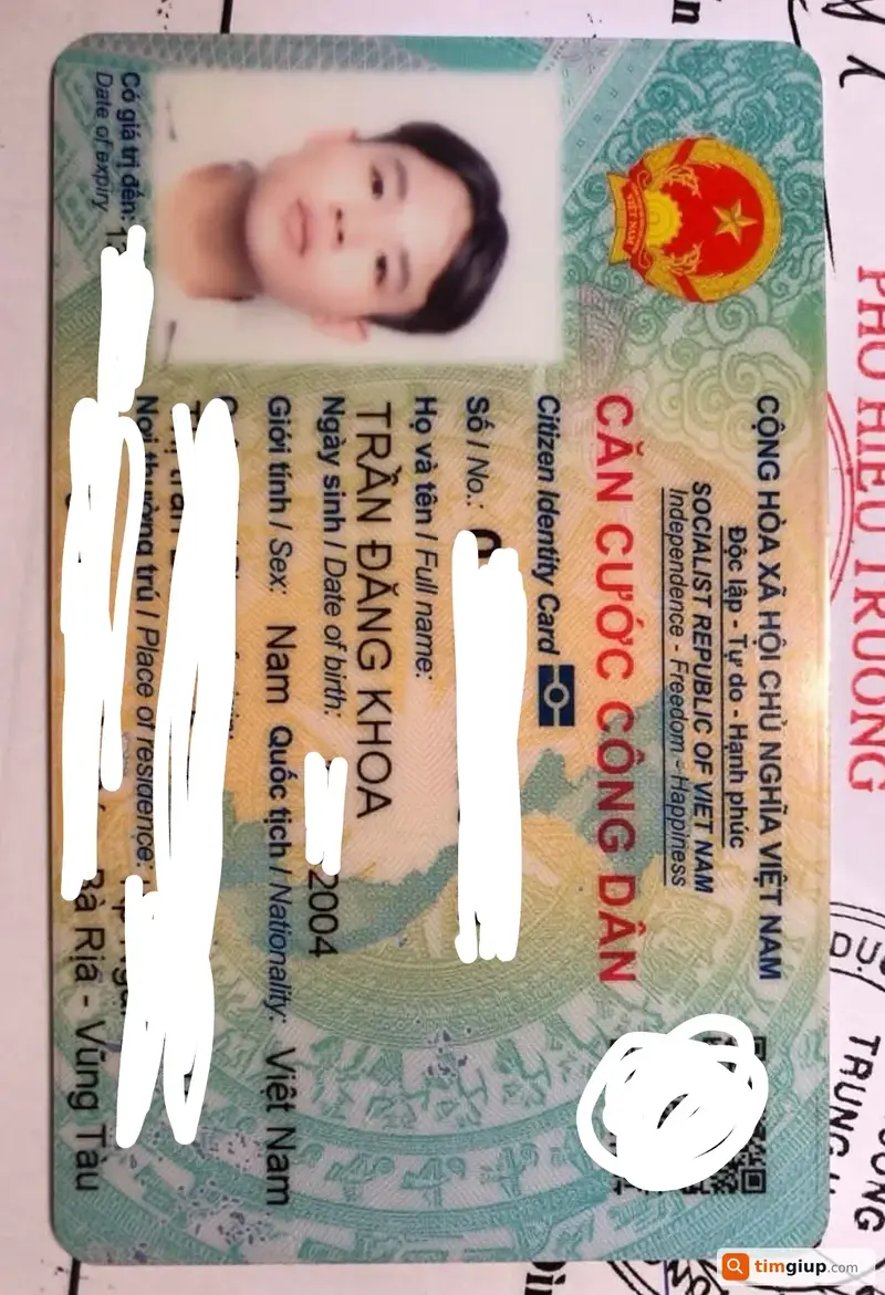 Tìm ví màu đen đánh rơi tại khu vực Thảo Điền, TP.HCM