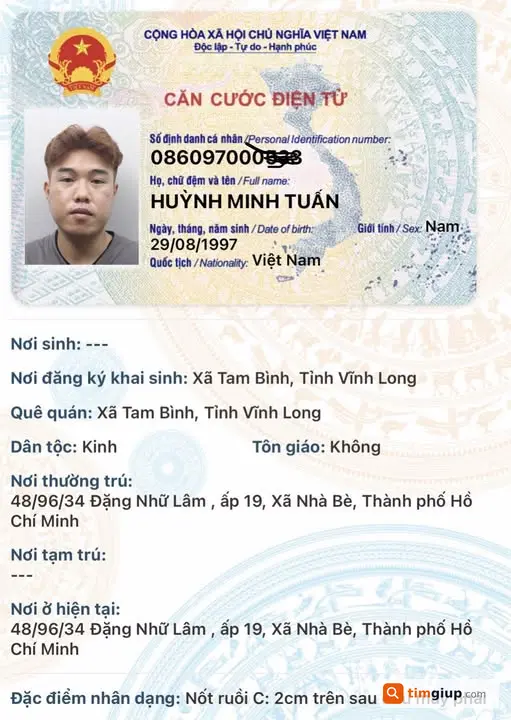 Mất bóp màu đen chứa giấy tờ mang tên Huỳnh Minh Tuấn