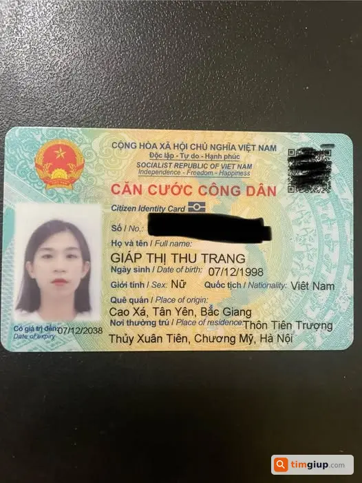 Nhặt được ví giấy tờ tại khu vực bến xe Giáp Bát
