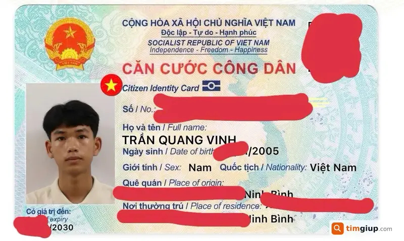 Tìm ví và giấy tờ tùy thân của bạn Trần Quang Vinh tại Nhà thờ Đức Bà