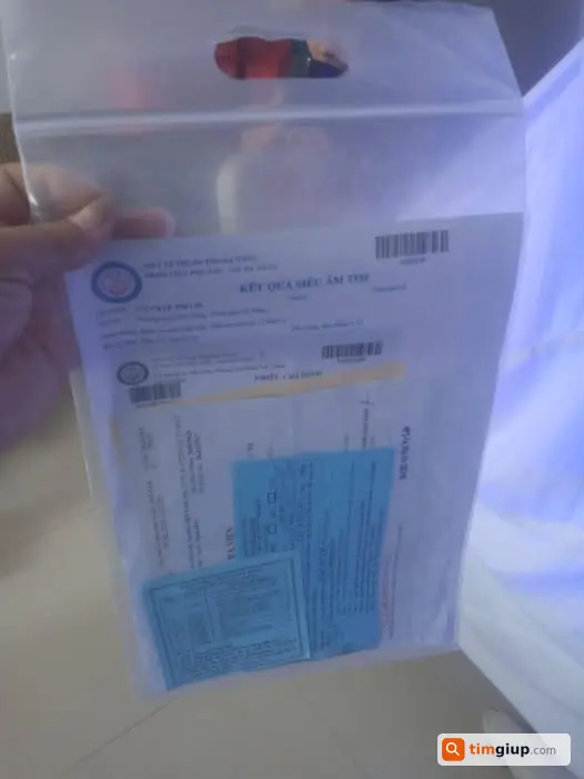 Rơi hồ sơ giấy tờ mang tên Lê Thị Lợi tại Đà Nẵng