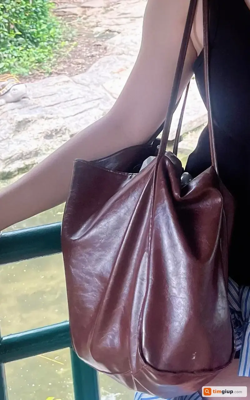 Tìm túi đồ chứa ví và giấy tờ tên Trần Nguyễn Thanh Hiền tại Củ Chi, TP.HCM