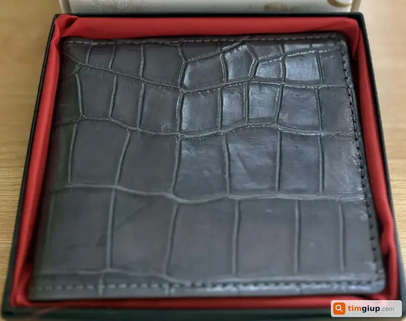 Tìm ví và giấy tờ tùy thân tên Phạm Văn Lộc tại Quận Tân Phú, TP.HCM