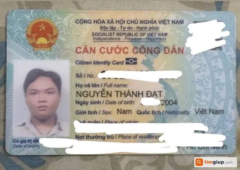 Tìm túi đồ và ví giấy tờ của Nguyễn Thành Đạt tại Quận 1, TP.HCM