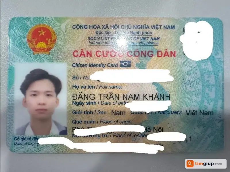 Tìm ví giấy tờ tên Đặng Trần Nam Khánh rơi ở Phạm Văn Đồng Hà Nội
