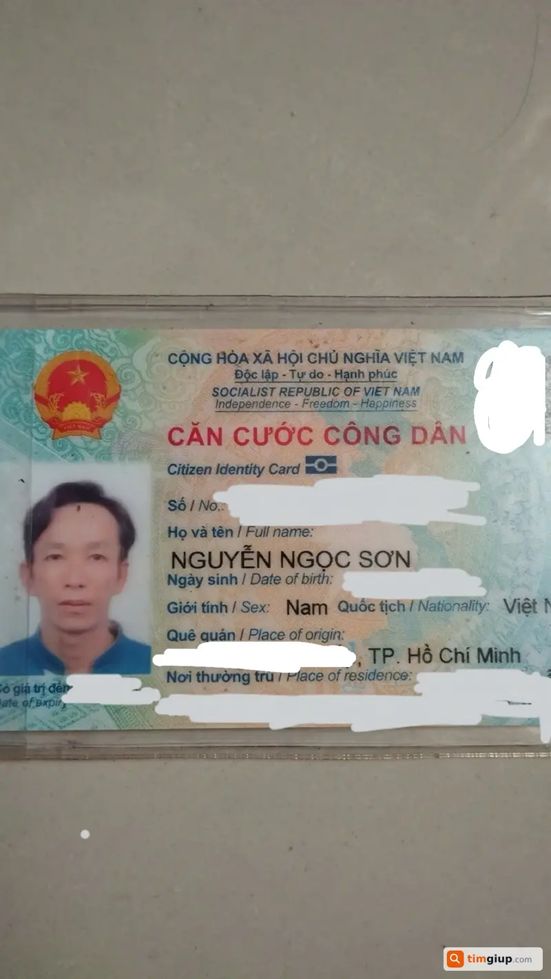 Tìm ví màu nâu và giấy tờ Nguyễn Ngọc Sơn tại TP.HCM