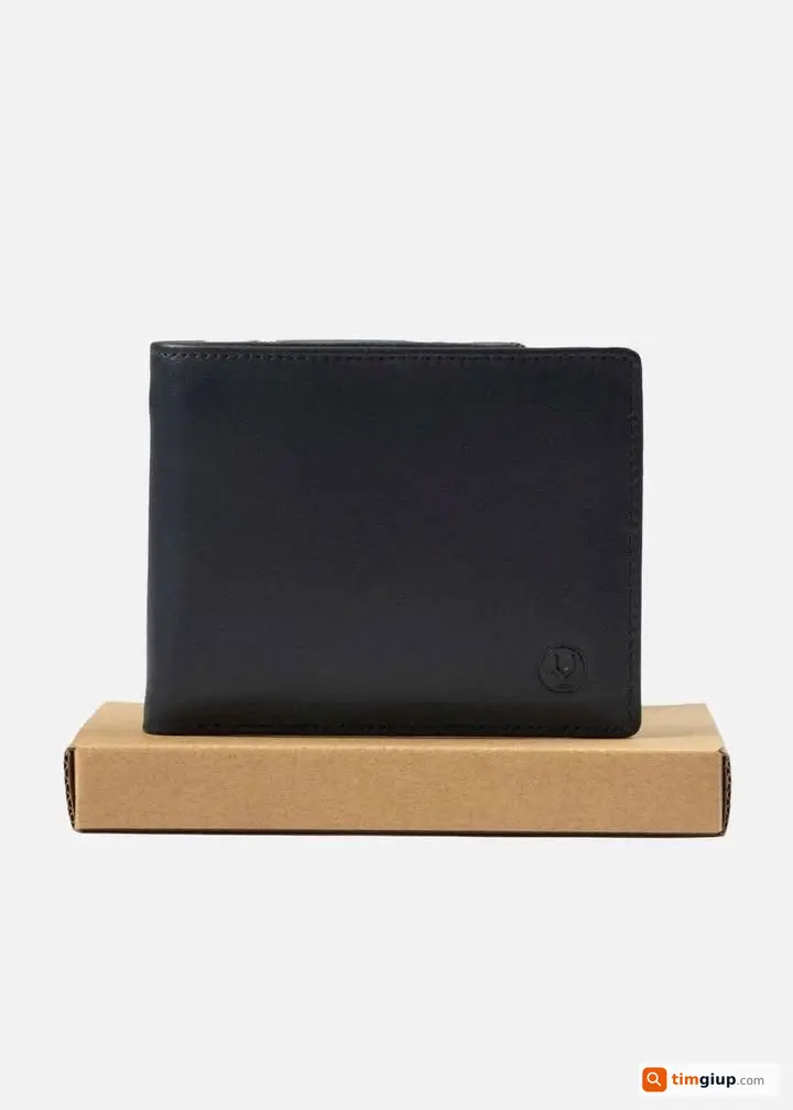 Tìm ví và giấy tờ tên Lê Văn Hoàng Trịnh tại Hóc Môn