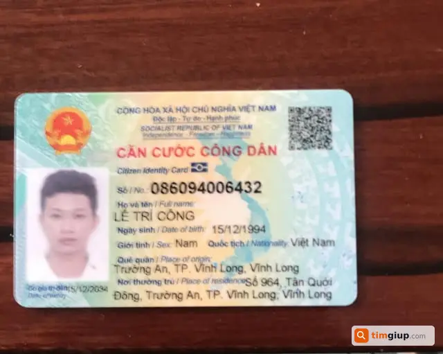 Tìm bóp da màu đen rơi từ Láng Le Bàu Cò đến KCN Tân Đức