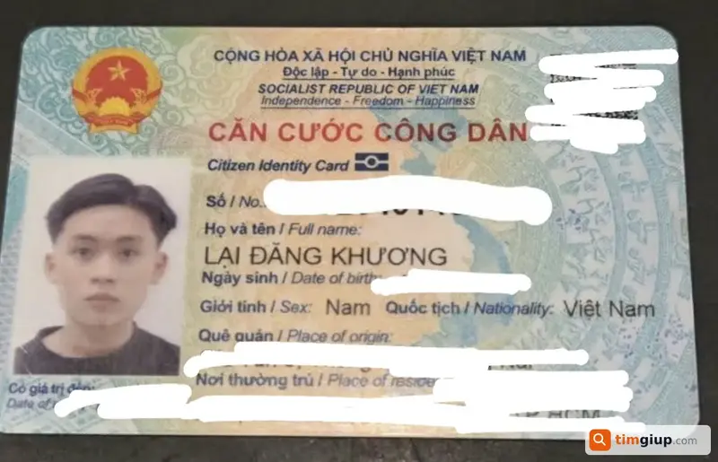 Tìm ví màu đen hiệu Simple của Lại Đăng Khương tại TP. Hồ Chí Minh