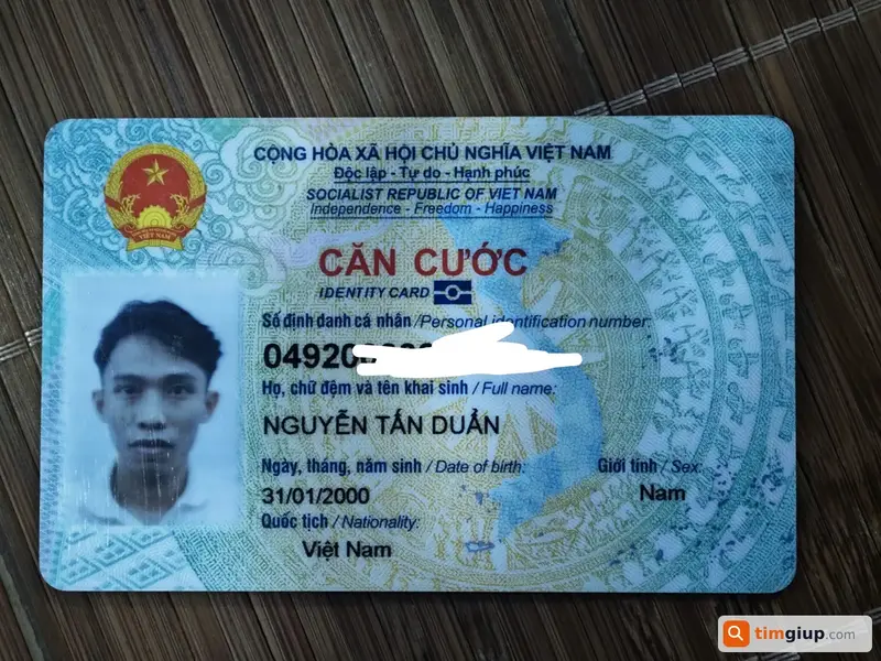 Tìm ví màu đen chứa giấy tờ mang tên Nguyễn Tấn Duẩn tại Tân Uyên, Bình Dương