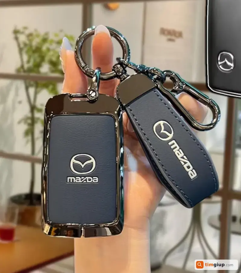 Tìm chùm chìa khóa xe Mazda CX-3 và chìa khóa nhà tại Đà Nẵng