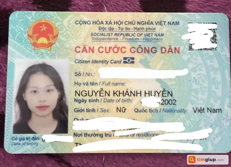 Tìm ví đánh rơi của Nguyễn Khánh Huyền tại quận Thanh Khê, Đà Nẵng