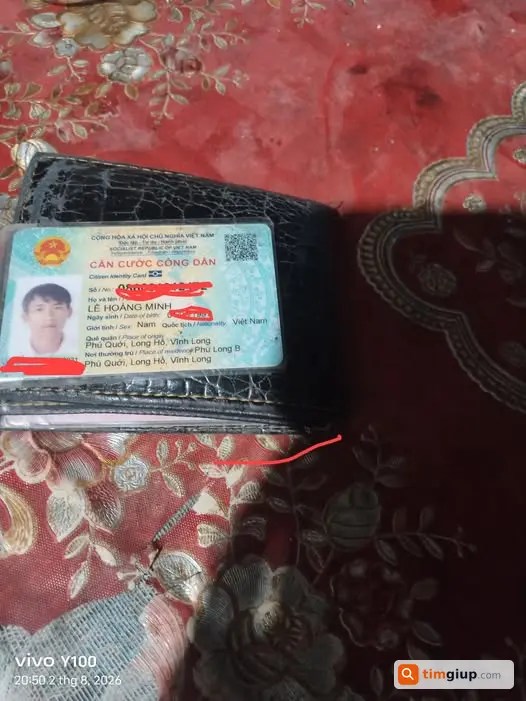 Nhặt Được Ví Của Nam Tại Khu Vực Chưa Rõ, Liên Hệ Nhận Lại