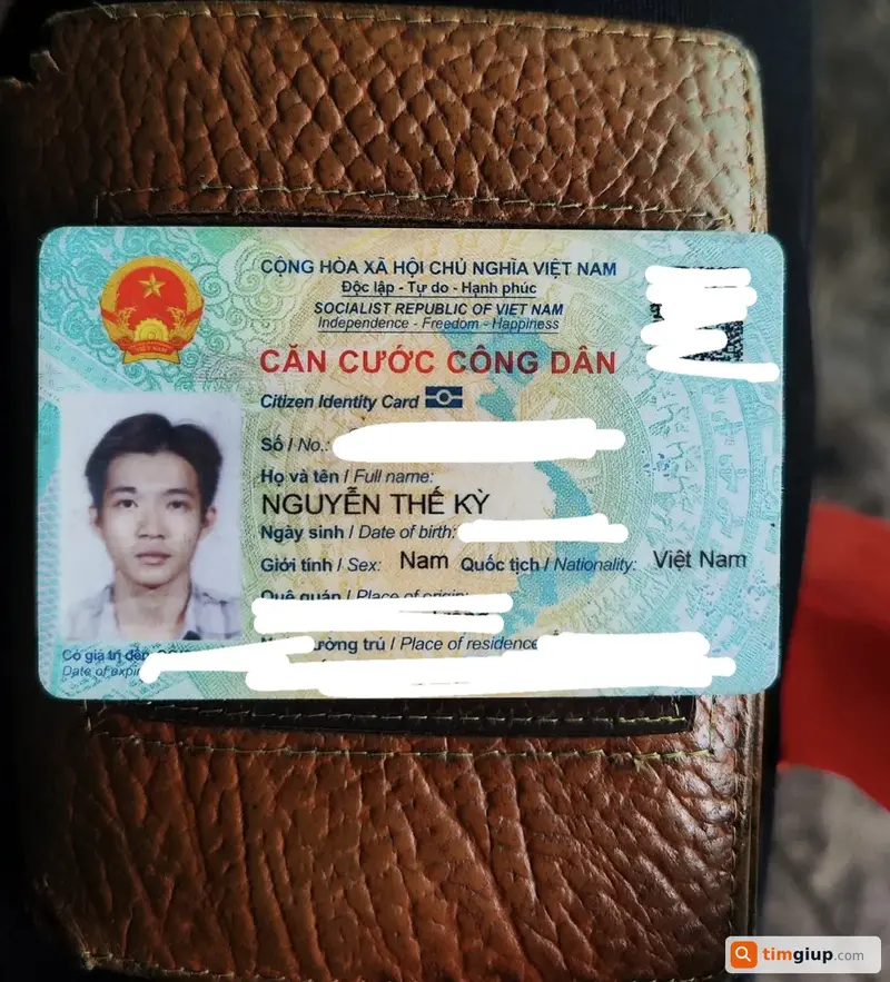 Tìm ví màu nâu của anh Nguyễn Thế Kỳ tại Cần Thơ