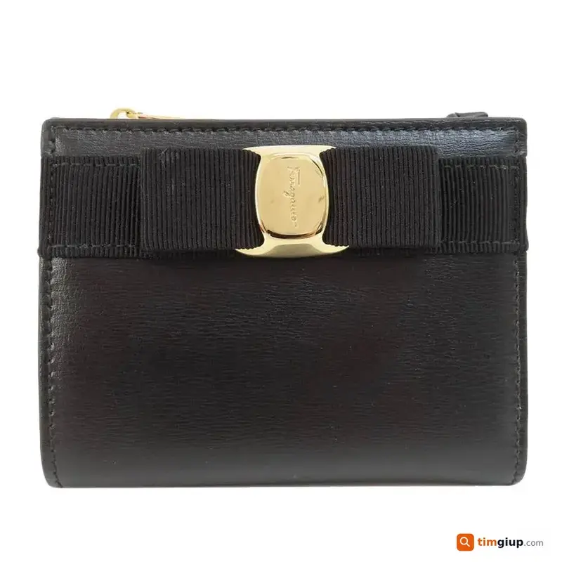 Tìm ví da đen hiệu Salvatore Ferragamo tên Nguyễn Thị Hương Trà tại Đà Nẵng