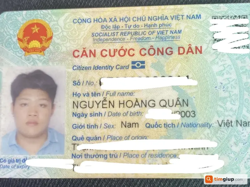 Tìm ví màu đen tên Nguyễn Hoàng Quân tại Tiền Giang