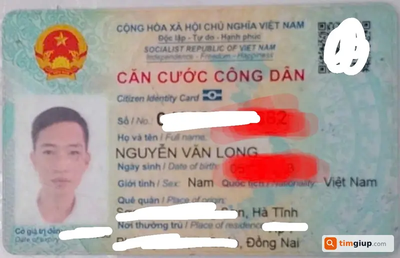 Tìm Ví Giấy Tờ Tên Nguyễn Văn Long Tại Ngã Tư Hàng Xanh