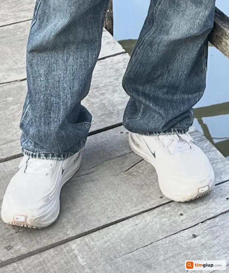 Tìm túi đựng giày dép để quên tại sân bay Tân Sơn Nhất