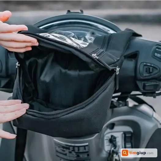 Tìm túi đen chứa giấy tờ tên Nguyễn Minh Văn tại Hà Nội