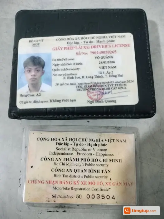Nhặt Được Ví Tại Tân Quý, Liên Hệ Nhận Lại