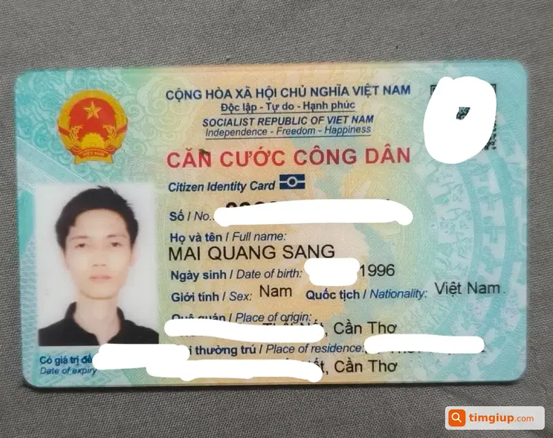 Ví Nâu Chứa Cccd Và Giấy Tờ Rơi Tại Trần Bá Giao, Gò Vấp