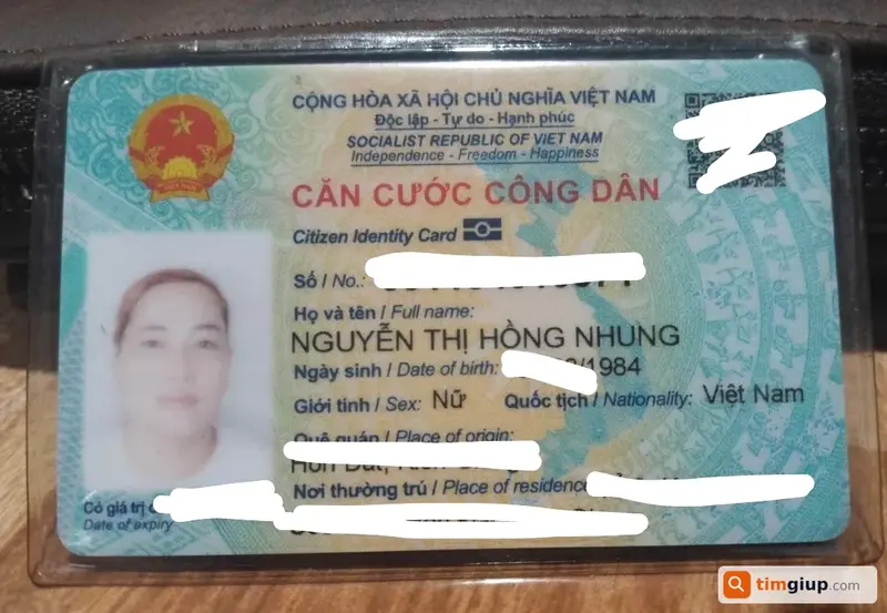 Tìm ví/bóp đánh rơi tên Nguyễn Thị Hồng Nhung tại Thạnh Hóa, Long An