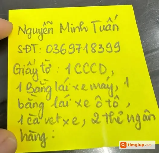 Ví Màu Đen Làm Rơi Trên Đường Tô Ký, Tp.hcm Sáng 11-9